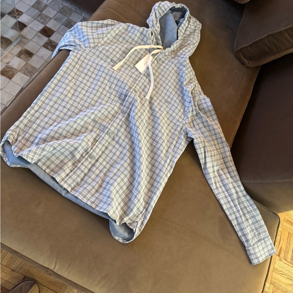 Vince button down hoodie. Casual. New with tags. Smoke free, pet free home.